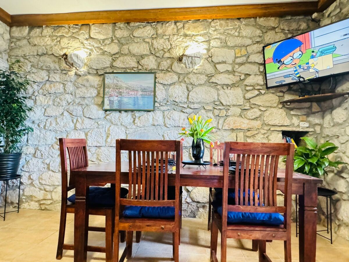 Haus Prezenca – Maison avec piscine chauffée à Makarska - Photo 23