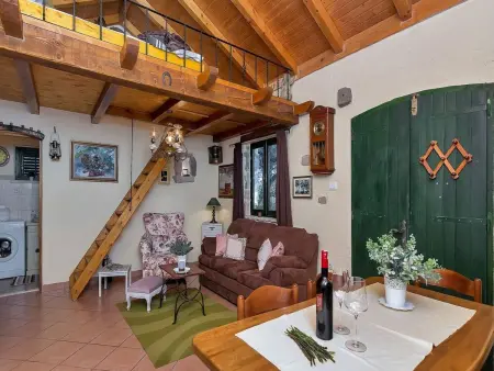Maison Dora à Makarska avec jacuzzi et jardin : photo 11