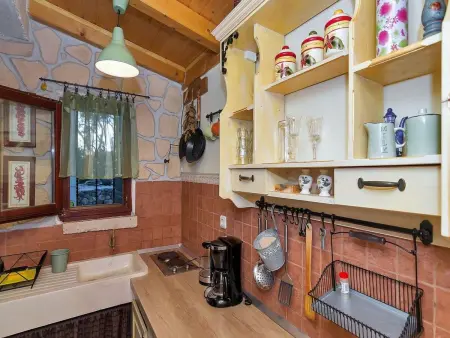 Maison Dora à Makarska avec jacuzzi et jardin : photo 17