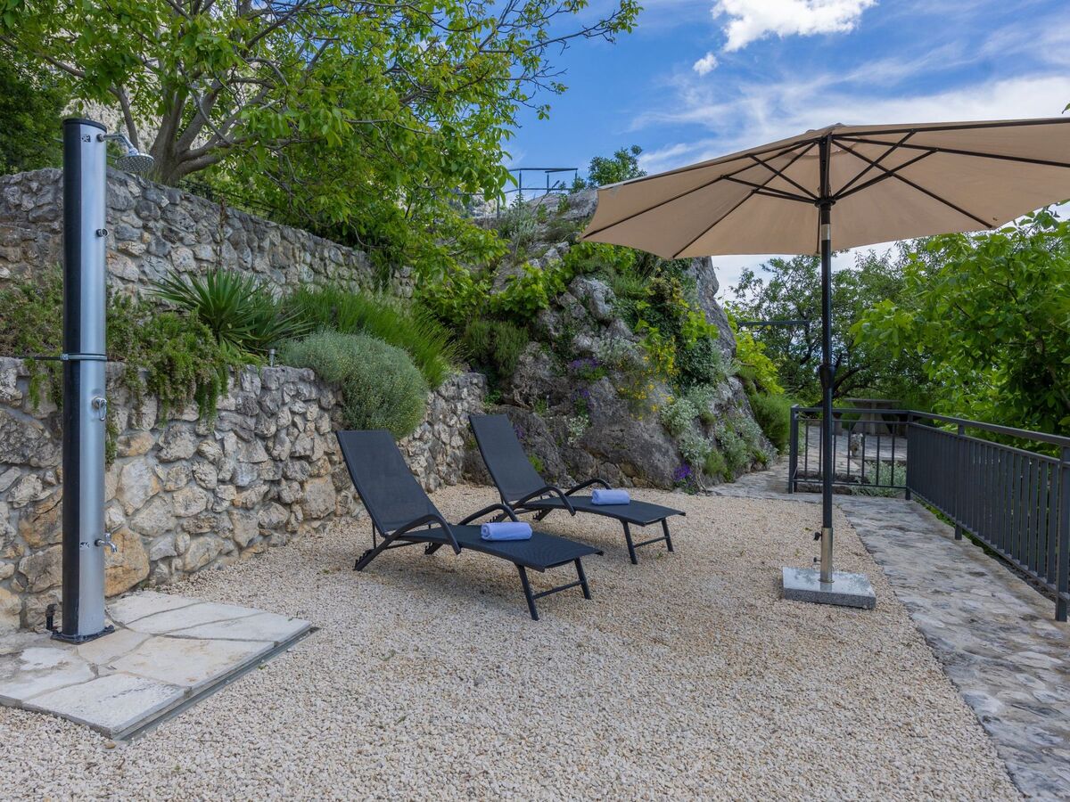 Maison Tome : 2500 m² d'oliviers face à la mer - Photo 7