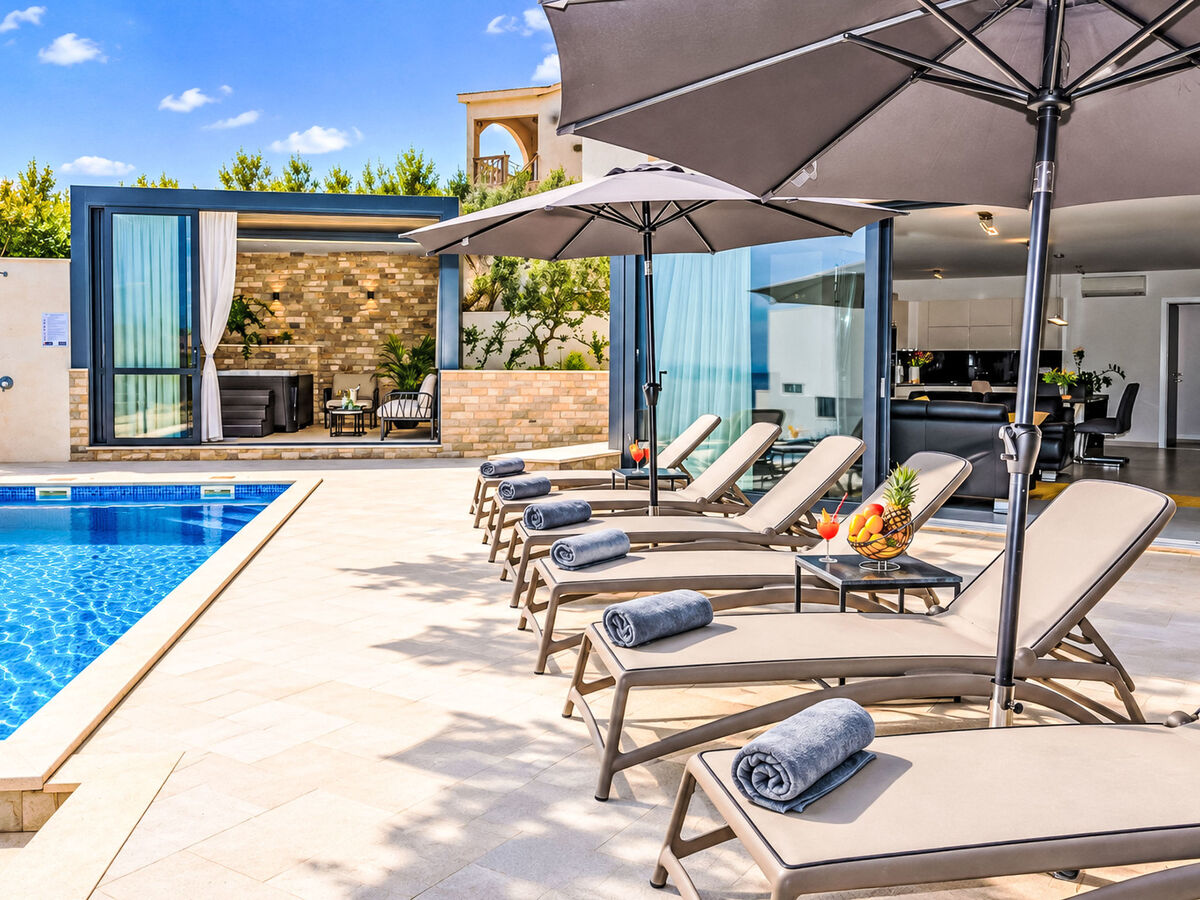 Villa Oscar, maison 6 pers. avec piscine chauffée à Makarska - Photo 2