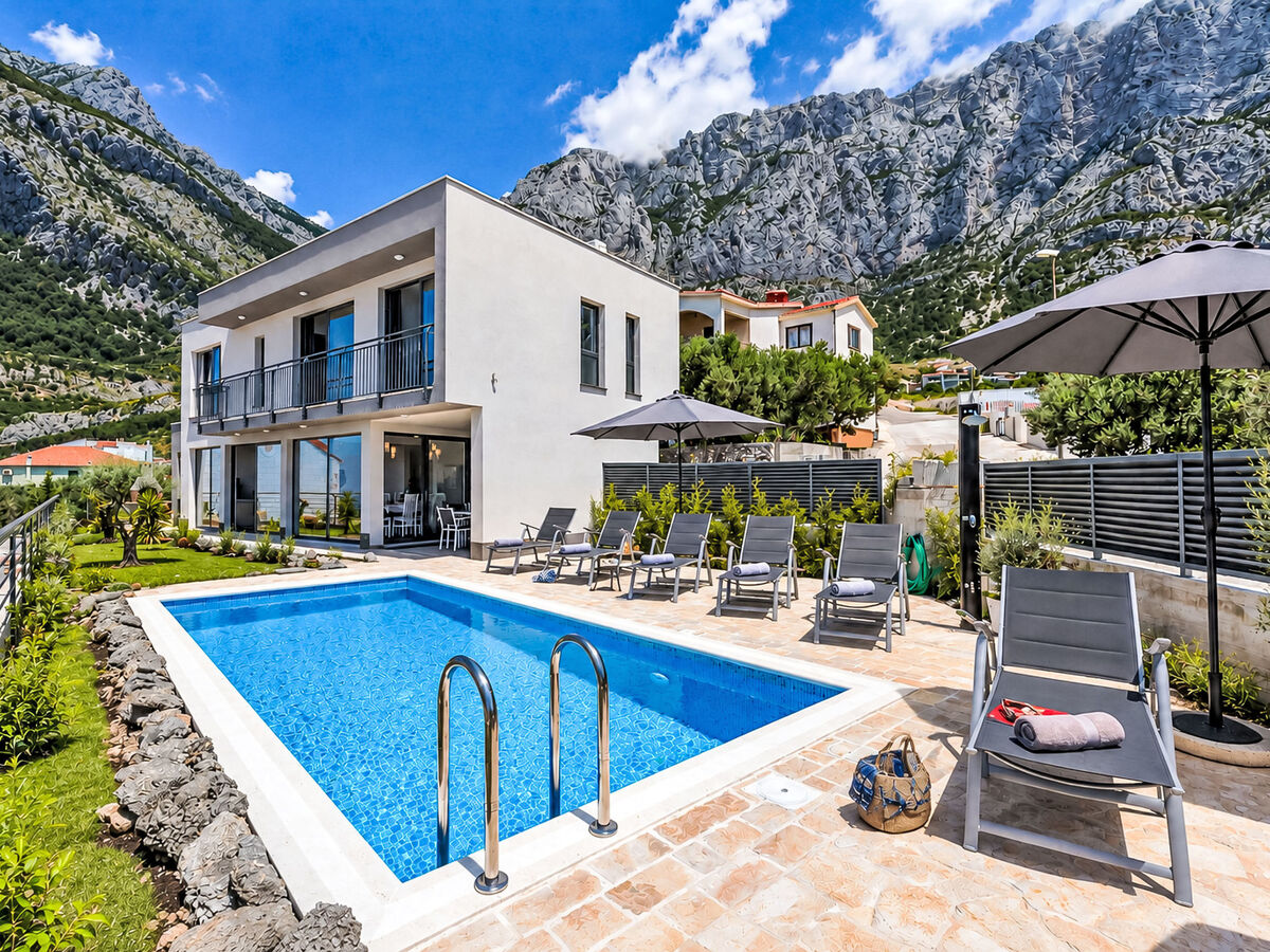 Villa moderne 3 chambres avec piscine chauffée à Makarska - Photo 3