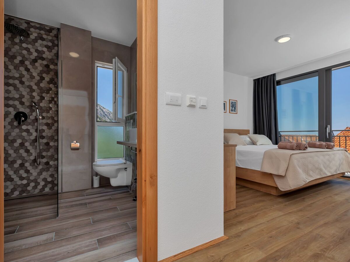 Villa moderne 3 chambres avec piscine chauffée à Makarska - Photo 24