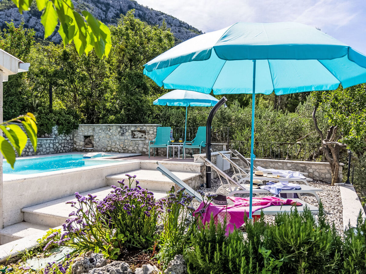 Villa Kety : maison avec piscine privée à Makarska - Photo 16