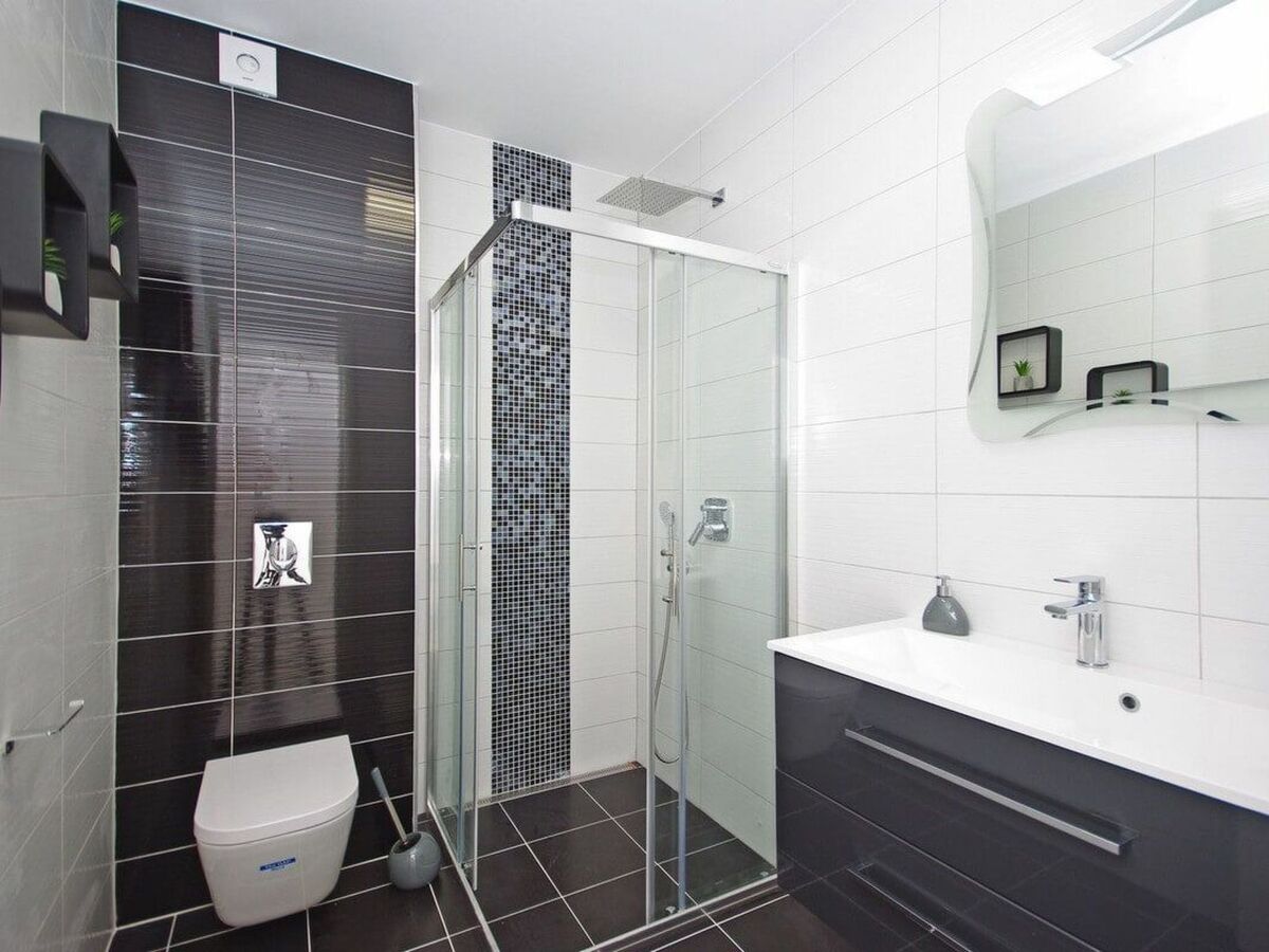 Villa Nera : maison avec piscine privée chauffée à Makarska - Photo 28