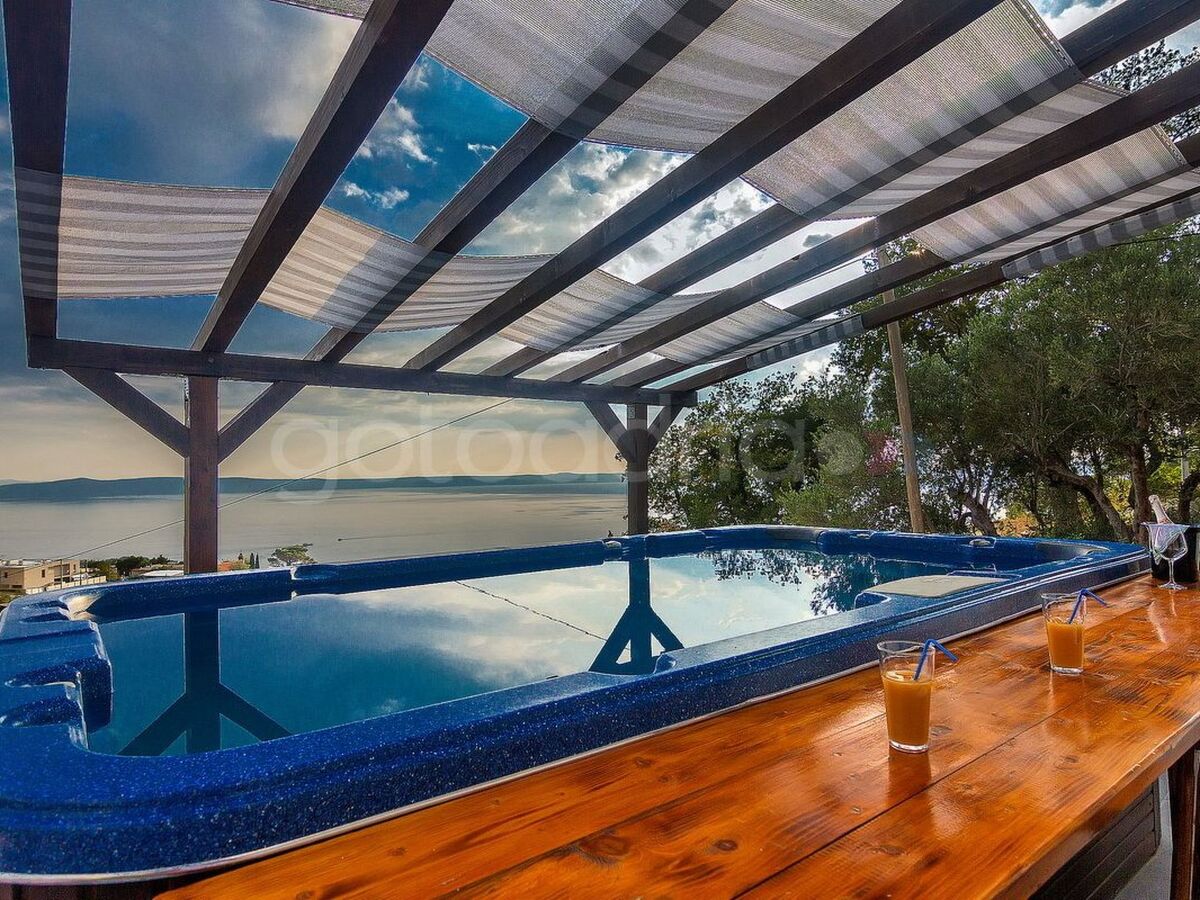 Maison avec bain à remous face à la mer, Makarska - Photo 2