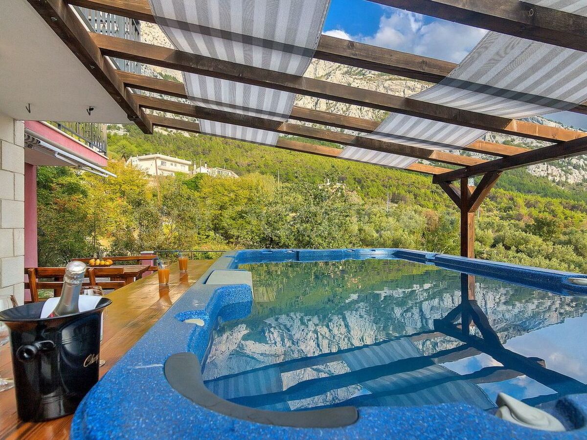 Maison avec bain à remous face à la mer, Makarska - Photo 6