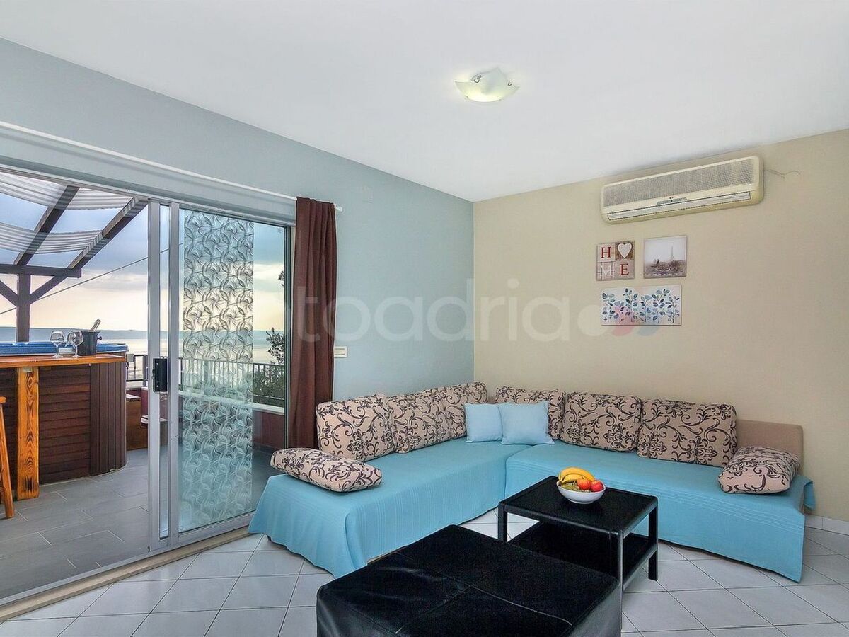Maison avec bain à remous face à la mer, Makarska - Photo 11