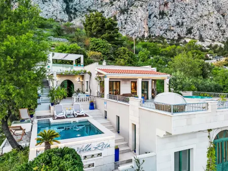 Villa Rita – Maison vue mer avec piscine à Makarska