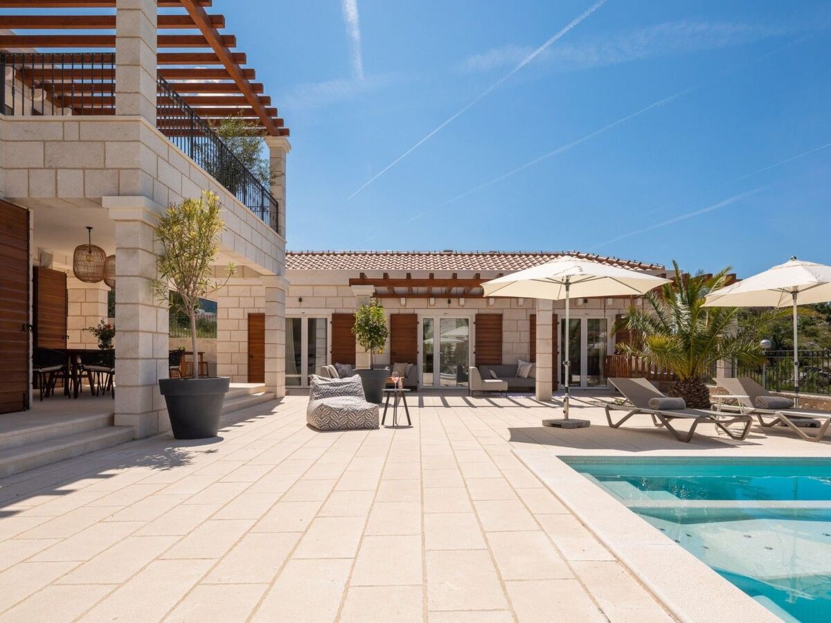 Villa Vespera - Maison 12 pers., piscine chauffée, vue Adriatique - Photo 1