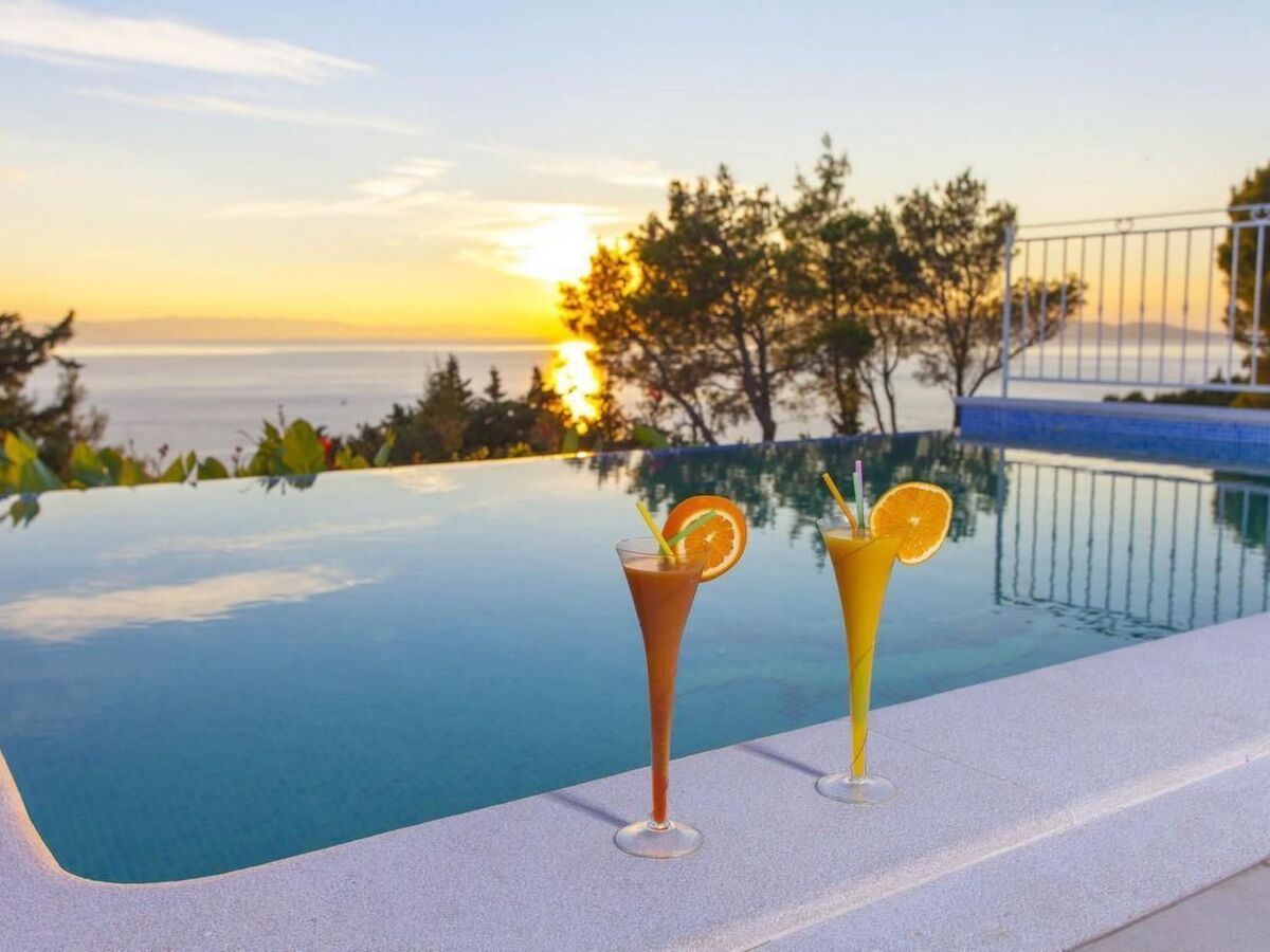 Haus Finestra – Maison avec piscine et vue mer à Tučepi - Photo 3