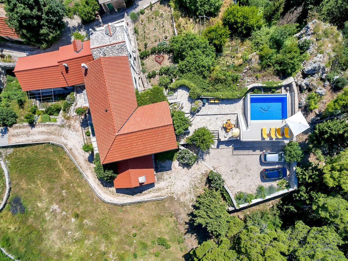 Haus Finestra – Maison avec piscine et vue mer à Tučepi - Photo 10