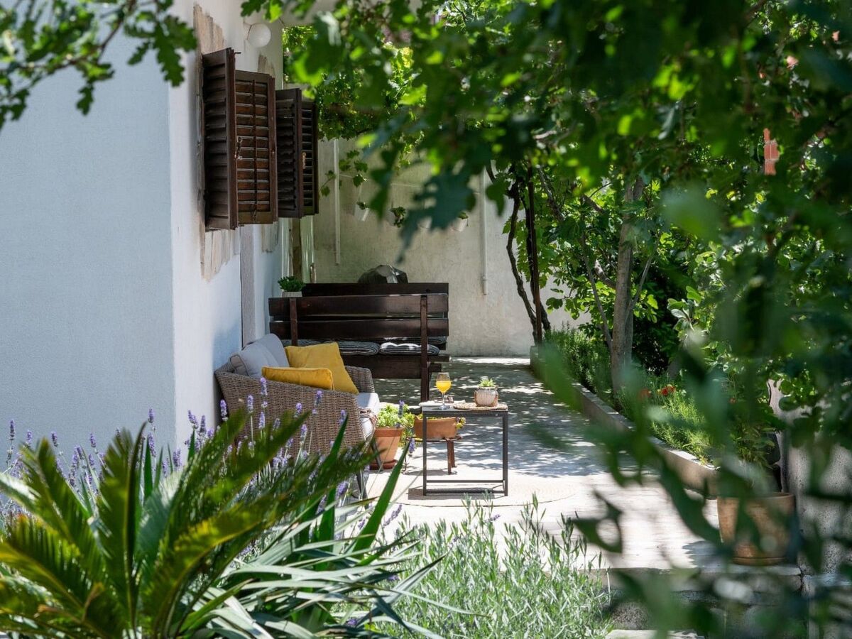 Maison Mendy à Tučepi avec jacuzzi et jardin - Photo 14