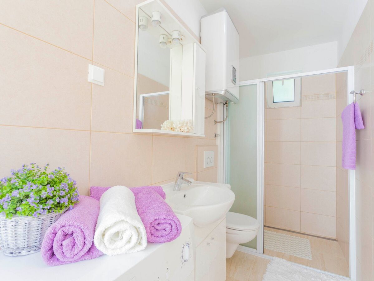 Maison Mendy à Tučepi avec jacuzzi et jardin - Photo 39