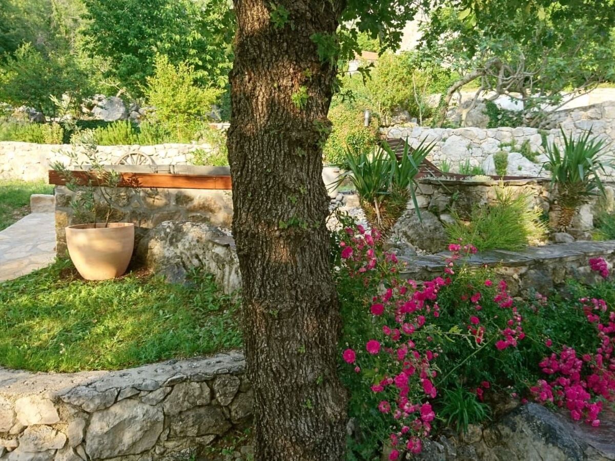 Maison Mendy à Tučepi avec jacuzzi et jardin - Photo 46