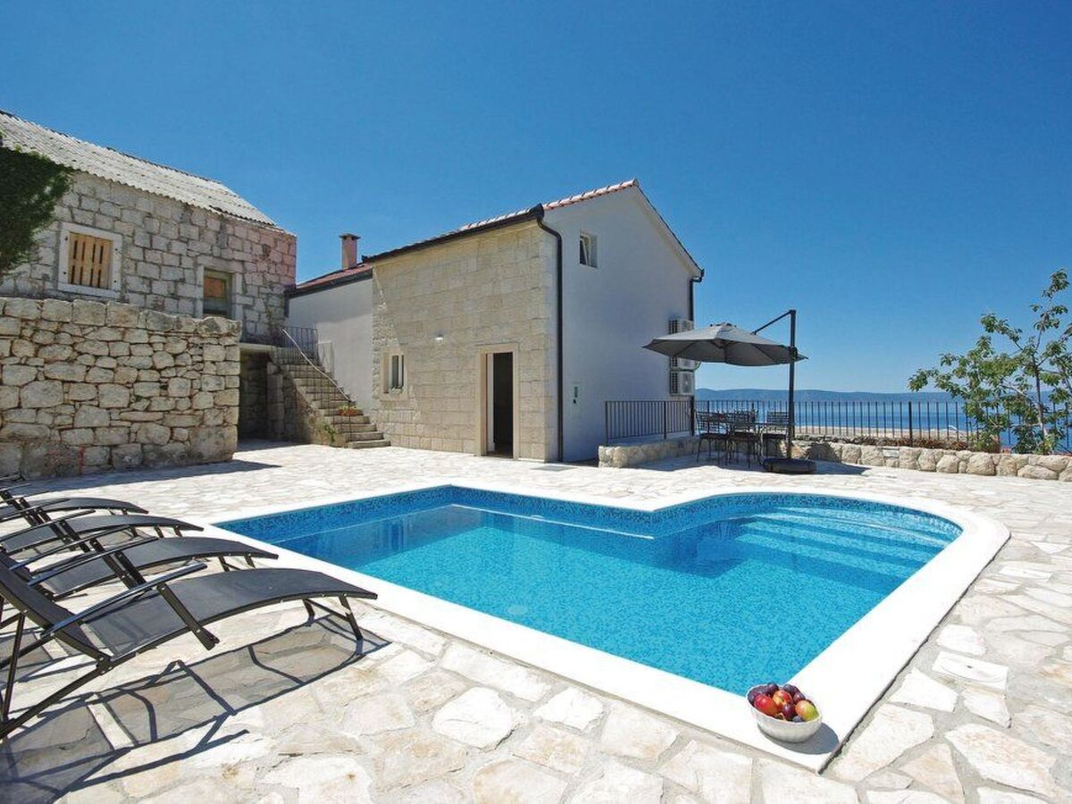 Maison avec piscine privée et vue mer à Podgora - Photo 1