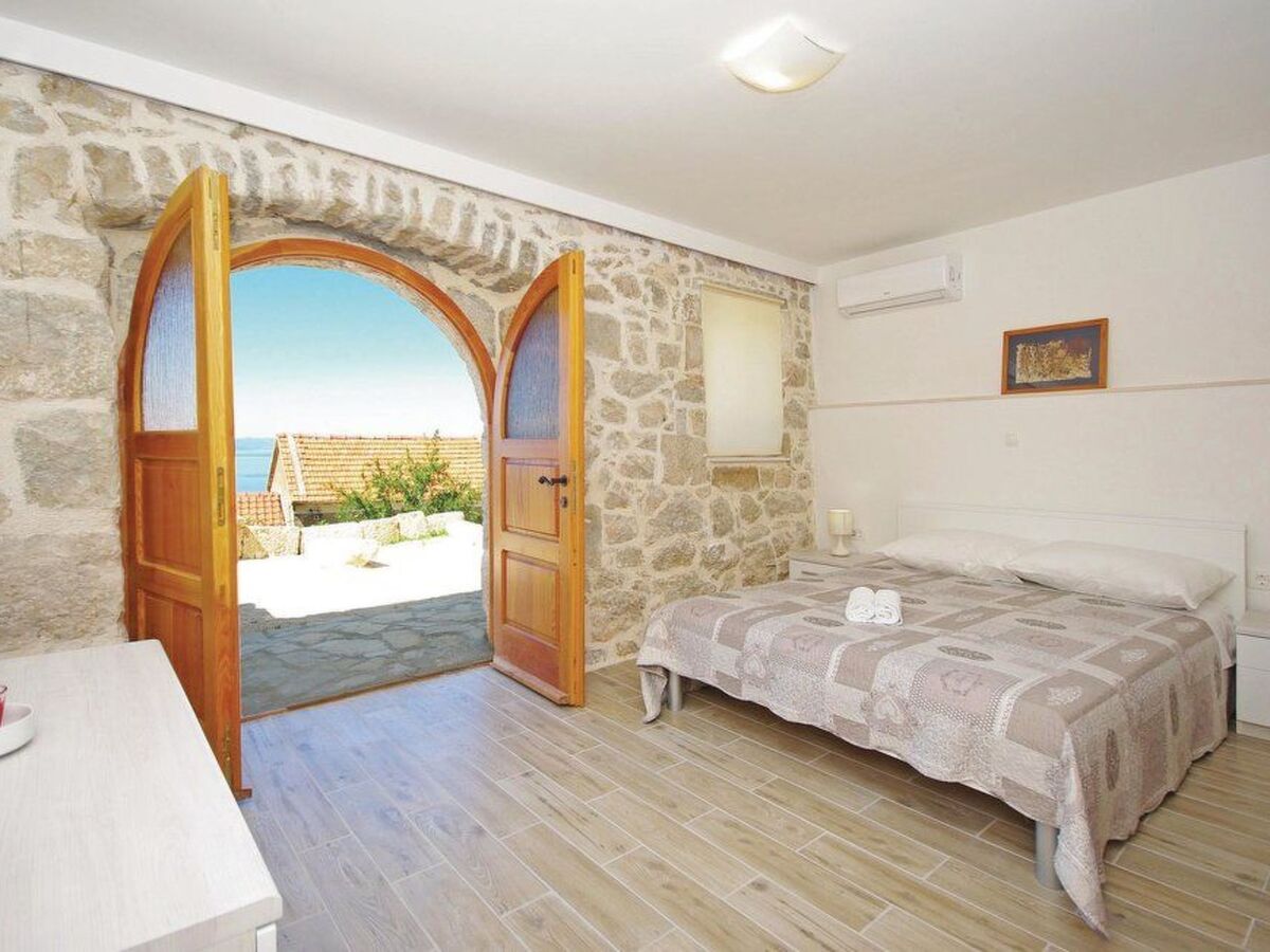 Maison avec piscine privée et vue mer à Podgora - Photo 9