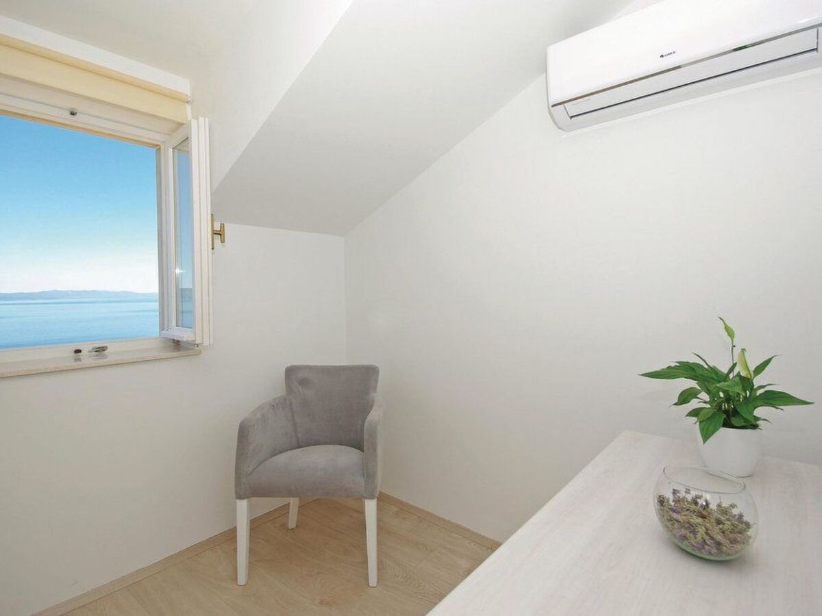 Maison avec piscine privée et vue mer à Podgora - Photo 10