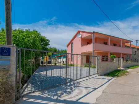 Villa 8 pers. Grubine : piscine privée et jardin : photo 4