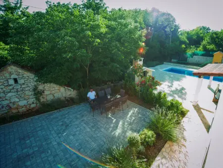 Villa 8 pers. Grubine : piscine privée et jardin : photo 49