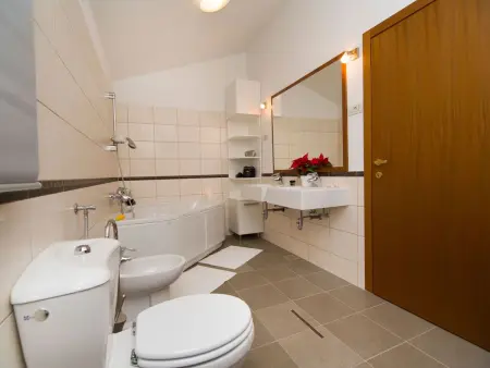 Villa Domus Dominica, piscine privée et terrasse à Donji Vinjani : photo 21