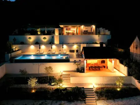 Villa Dobri Dida – Maison 6 pers. piscine et vignobles : photo 12