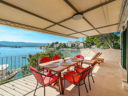 Haus Gluscevic, maison face à la plage de Klek : photo 16