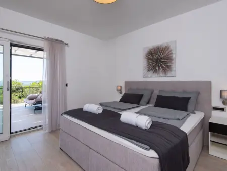Villa Malsina – Maison 8 pers., piscine chauffée à 150 m de la mer : photo 17