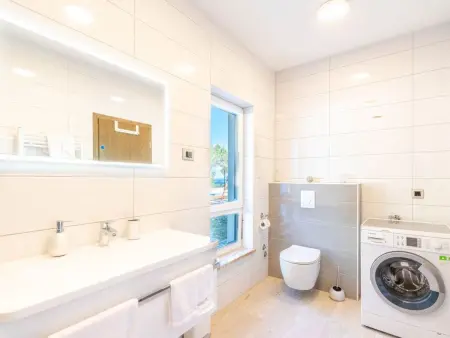 Villa Malsina – Maison 8 pers., piscine chauffée à 150 m de la mer : photo 28