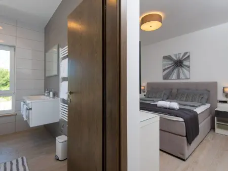 Villa Malsina – Maison 8 pers., piscine chauffée à 150 m de la mer : photo 32