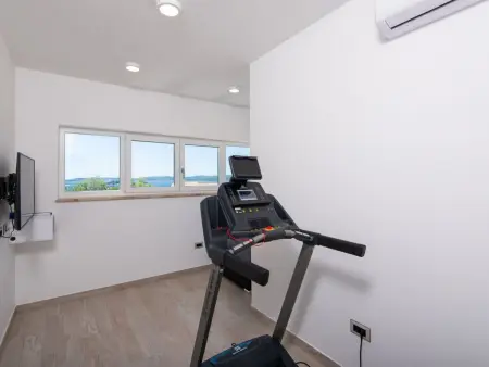 Villa Malsina – Maison 8 pers., piscine chauffée à 150 m de la mer : photo 35