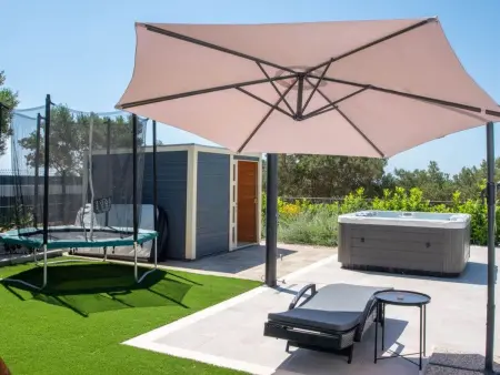 Villa Malsina – Maison 8 pers., piscine chauffée à 150 m de la mer : photo 38