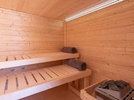 Villa Malsina – Maison 8 pers., piscine chauffée à 150 m de la mer : photo 41