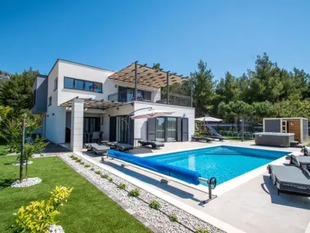 Villa Malsina – Maison 8 pers., piscine chauffée à 150 m de la mer : photo 46