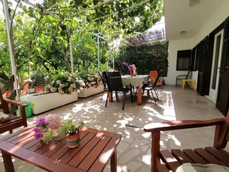 Maison 3 chambres avec jardin et terrasses à Orebić : photo 2