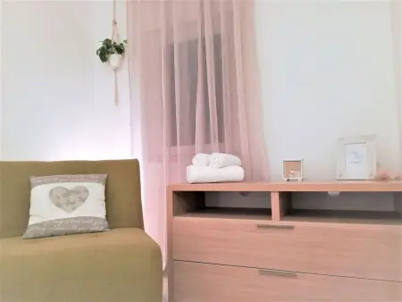 Maison avec plage privée à Putniković : photo 27