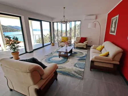 Villa Hera, maison 8 personnes avec piscine face à la mer : photo 12
