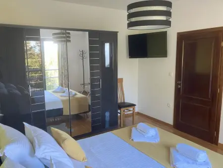 Villa Hera, maison 8 personnes avec piscine face à la mer : photo 32
