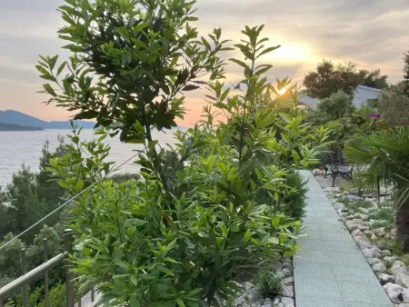 Villa Hera, maison 8 personnes avec piscine face à la mer : photo 41