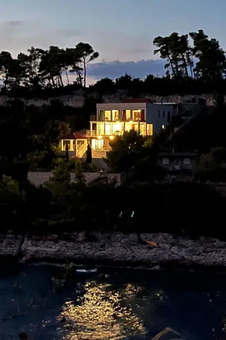 Villa Hera, maison 8 personnes avec piscine face à la mer : photo 45