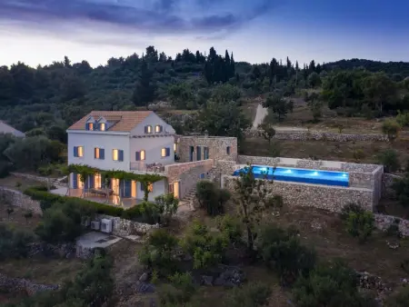 Villa Ella – Maison Dalmate avec Infinity-Pool à Sipan : photo 2