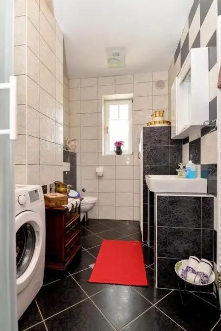 Maison Sofija avec piscine privée à Vrtlinovec : photo 4