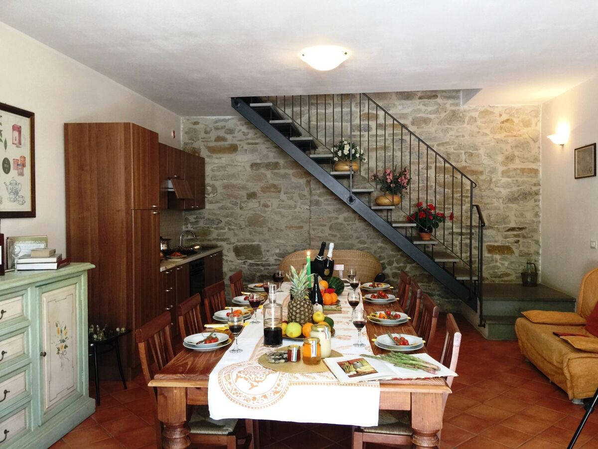 Appartement 5 chambres avec piscine privée à Sant'Angelo in Vado - Photo 6