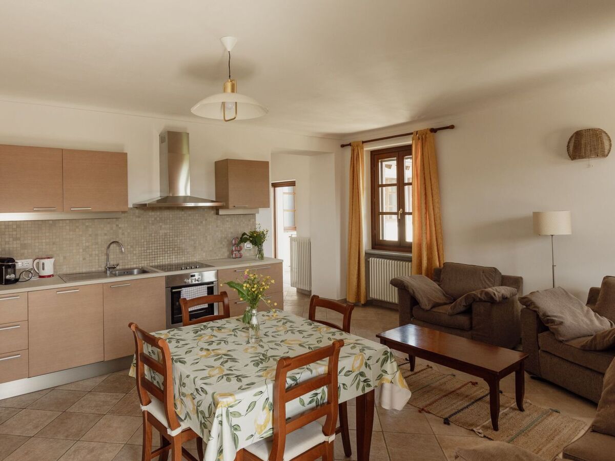 Dolcetto – Appartement avec piscine à Isola d'Asti - Photo 1
