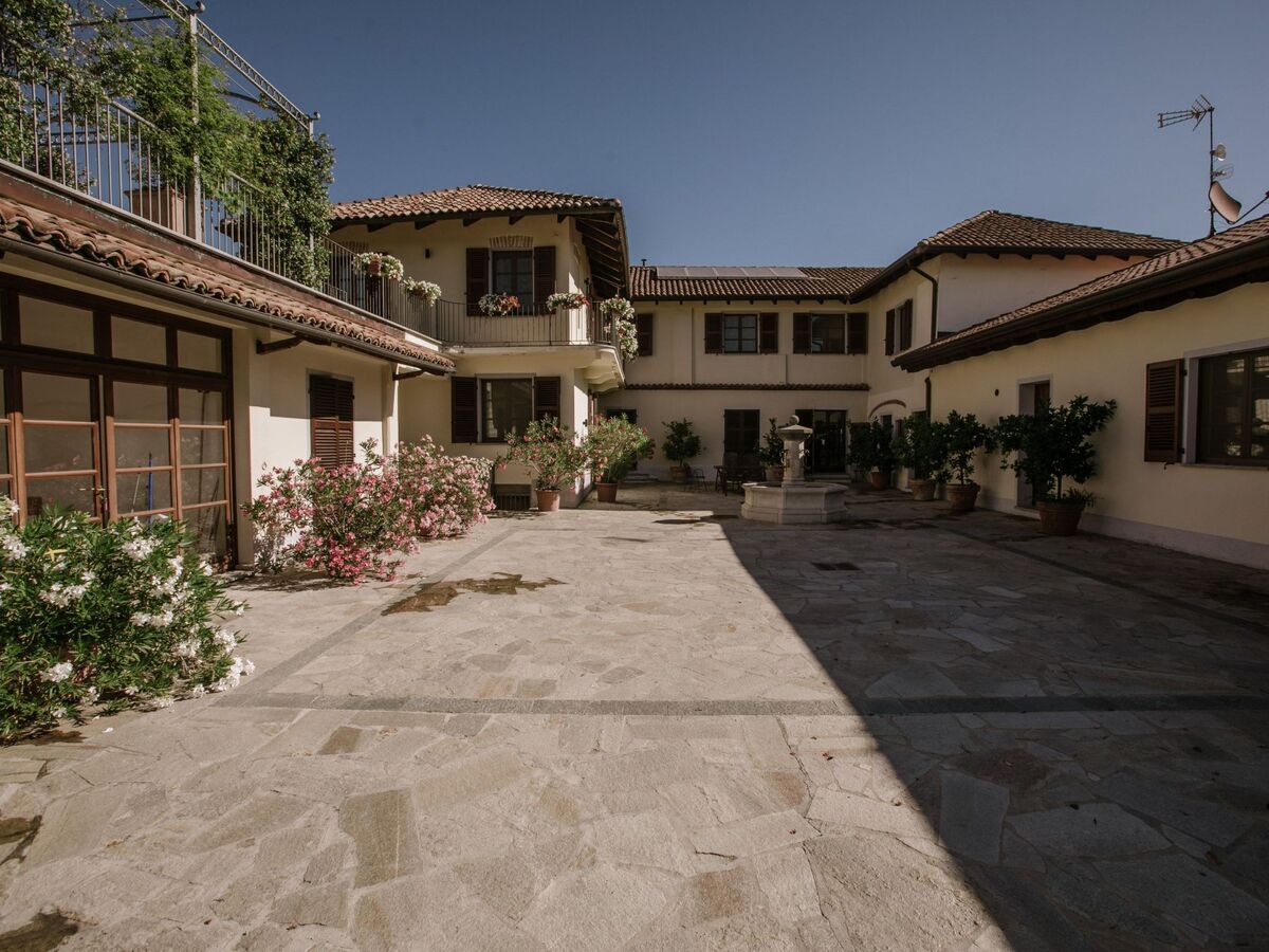 Dolcetto – Appartement avec piscine à Isola d'Asti - Photo 10