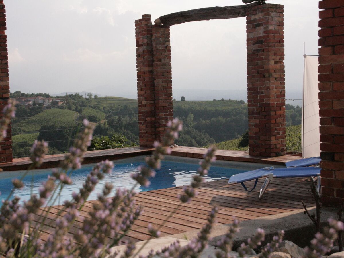 Appartement rénové avec vue sur les vignobles du Piémont - Photo 3