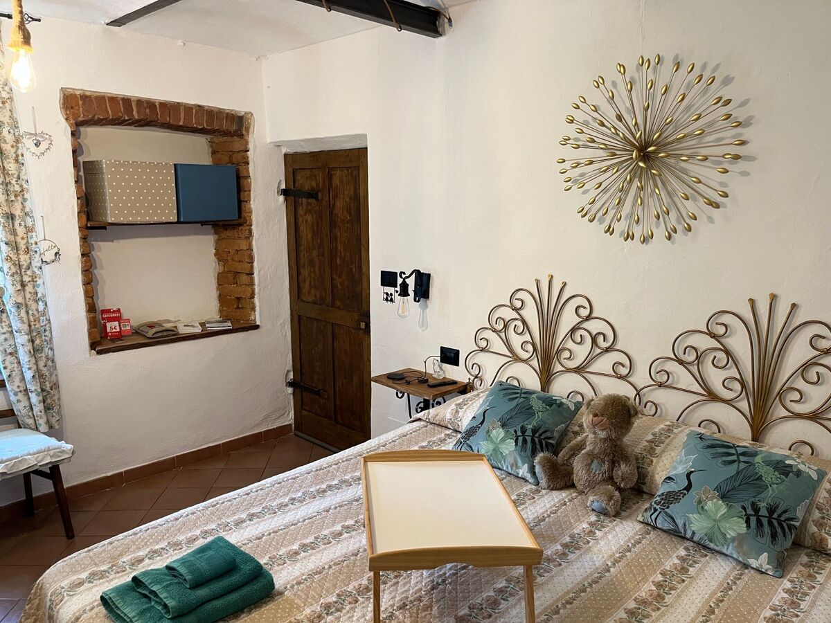 Orchidea Room à Castellero, appartement avec piscine - Photo 1
