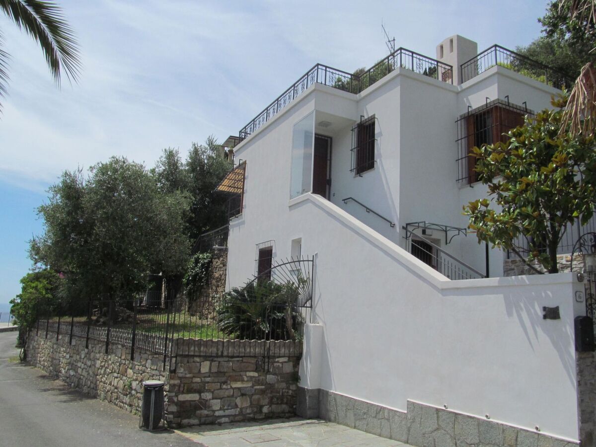 Appartement 1 chambre avec jardin privé à Cervo, 800 m mer - Photo 4