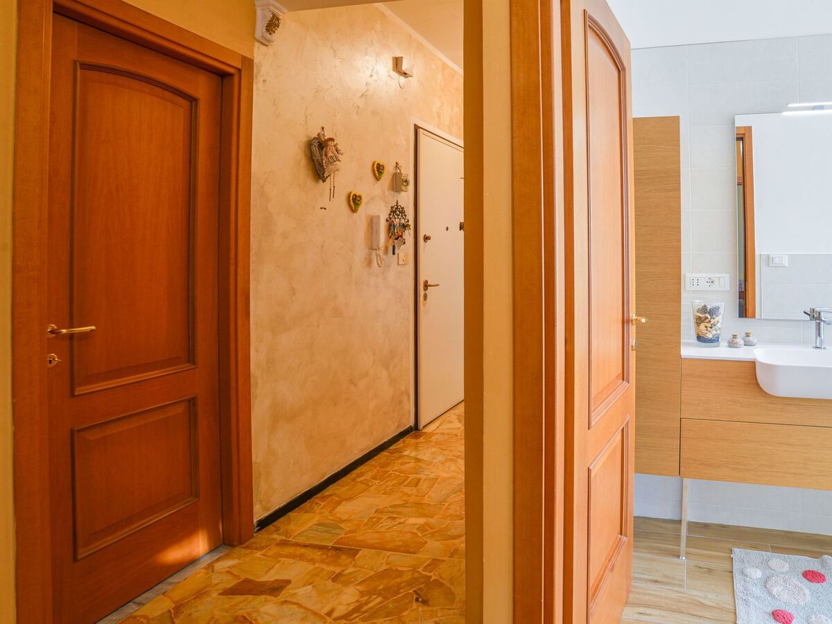 Appartement 6 pers. vue mer à Vado Ligure - Photo 18