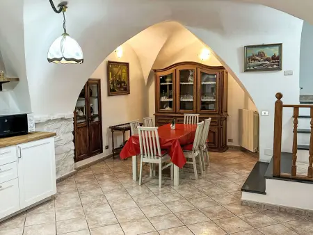 Casa Mamma Rosetta : appartement avec jardin privé à Civezza : photo 15